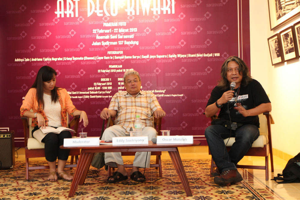 diskusi pameran foto art deco kiwari