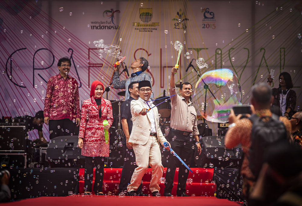 01_Sony Herdiana_Pak Wali dan Gelembung_081220109420