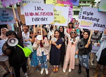 Juara 2_Kampanye Produk Lokal_081220109420