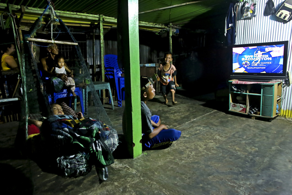 80_(A)_WargaPulauNontonAsianGames2018_085299221601 (MAMAN SUKIRMAN)